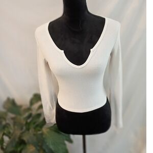 Bozzolo White Ribbed Long Sleeve Crop‎ Top Notched Scoop Neck Small